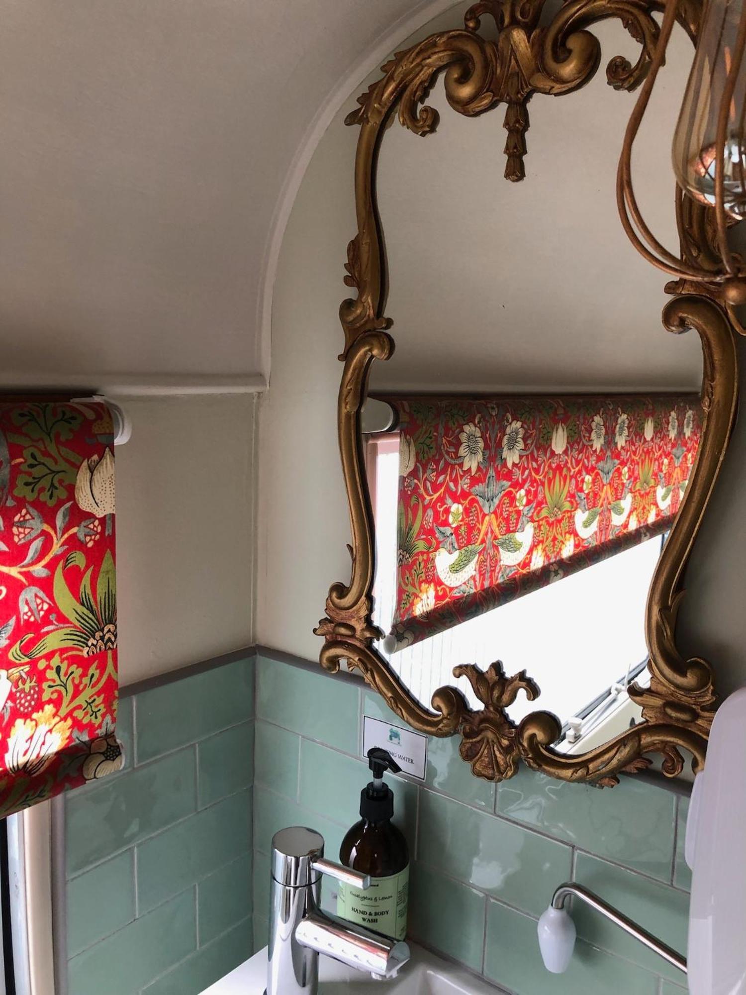 نيوتن أبوت Down The Garden Path Vintage Caravan B&B , Dartmoor المظهر الخارجي الصورة